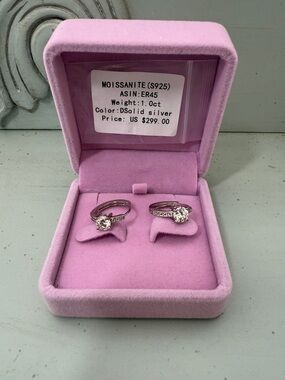 Retail $299 Moissanite 1.0 ct Sterling Silver 925 Hoop Earrings